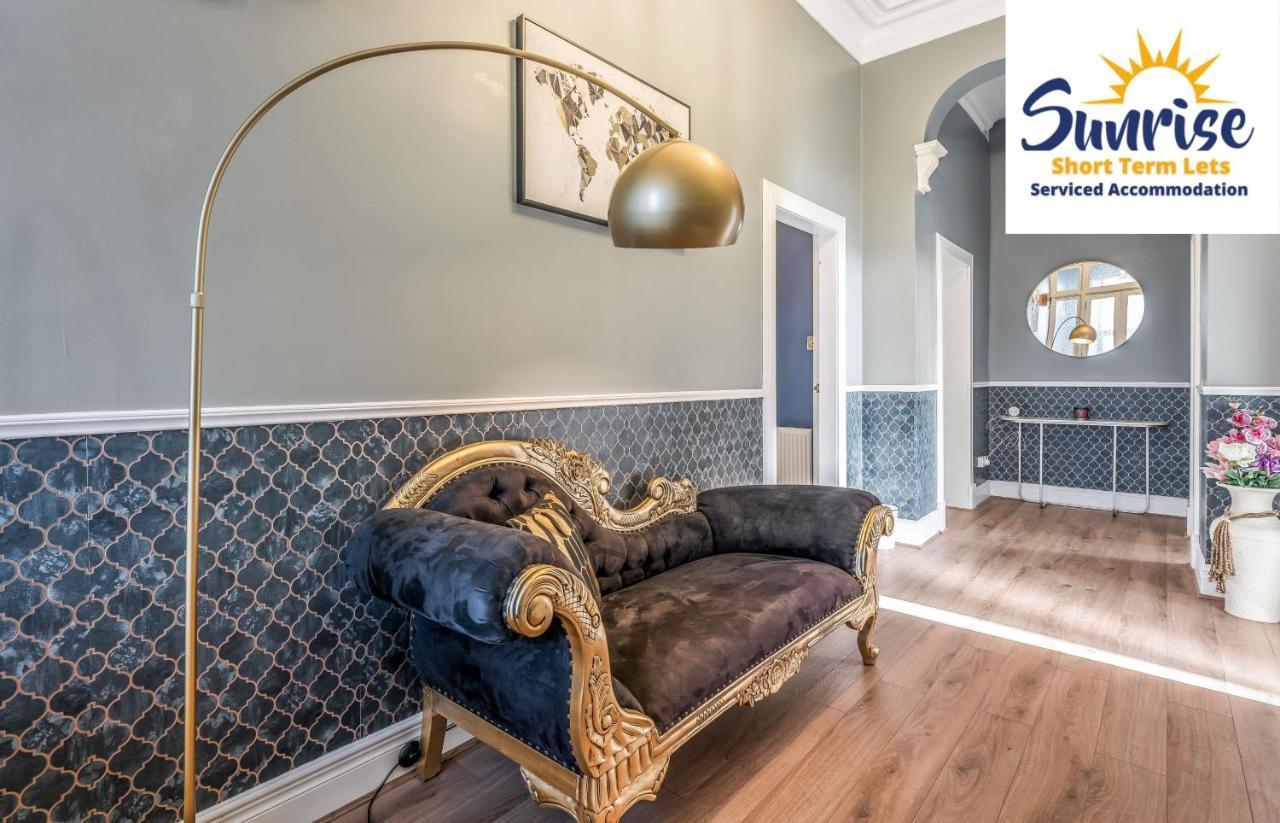 Presidential Apartment, Family Home, Luxury Bedrooms, 2 Rooms, 1 King Bed, 2 Single Beds, Free Wifi, Free Parking, Tourists, Business Travelers, Relocation, Beautiful River Views, - Long Stays, Invoice And Reduced Price Are Only Via Sunrise Short Let ダンディー エクステリア 写真