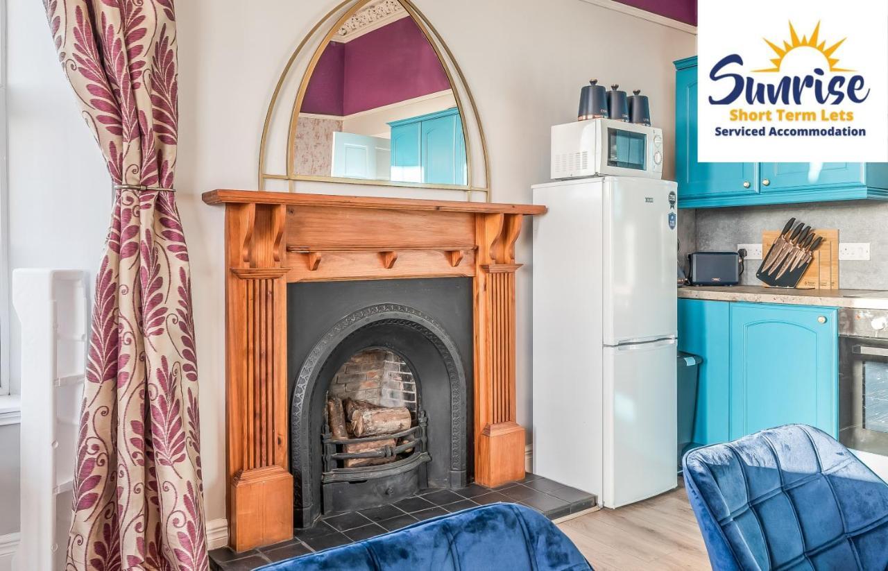 Presidential Apartment, Family Home, Luxury Bedrooms, 2 Rooms, 1 King Bed, 2 Single Beds, Free Wifi, Free Parking, Tourists, Business Travelers, Relocation, Beautiful River Views, - Long Stays, Invoice And Reduced Price Are Only Via Sunrise Short Let ダンディー エクステリア 写真