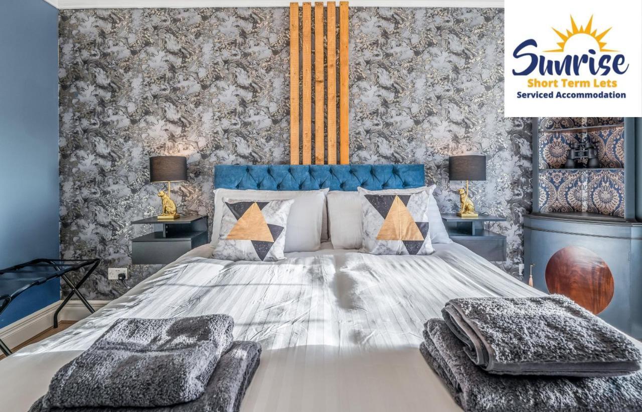 Presidential Apartment, Family Home, Luxury Bedrooms, 2 Rooms, 1 King Bed, 2 Single Beds, Free Wifi, Free Parking, Tourists, Business Travelers, Relocation, Beautiful River Views, - Long Stays, Invoice And Reduced Price Are Only Via Sunrise Short Let ダンディー エクステリア 写真